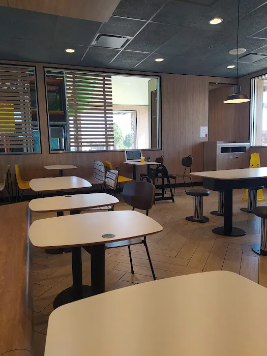 McDonald's Picture 7