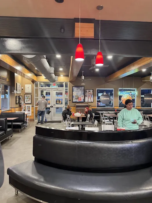 Raising Cane's Chicken Fingers Picture 1