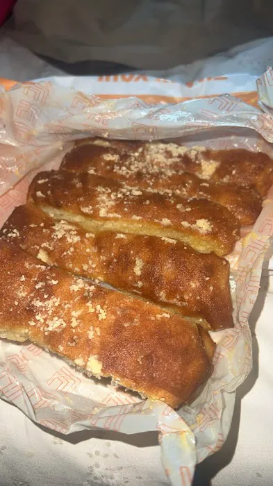 Little Caesars Pizza Picture 2