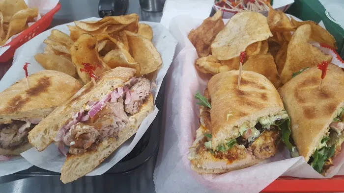 Si Señor Peruvian Sandwiches Picture 2