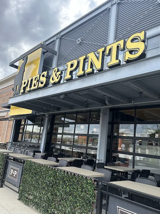 Pies & Pints - Columbus, OH Picture 2