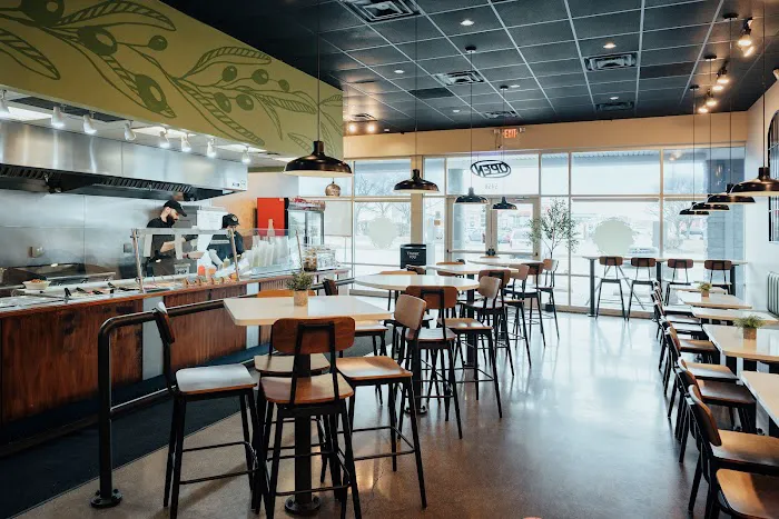 Zaytoon Mediterranean Grill Picture 5