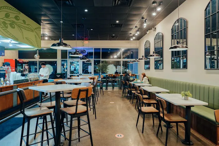 Zaytoon Mediterranean Grill Picture 4