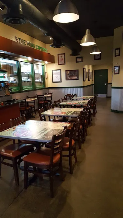 Wingstop Picture 9