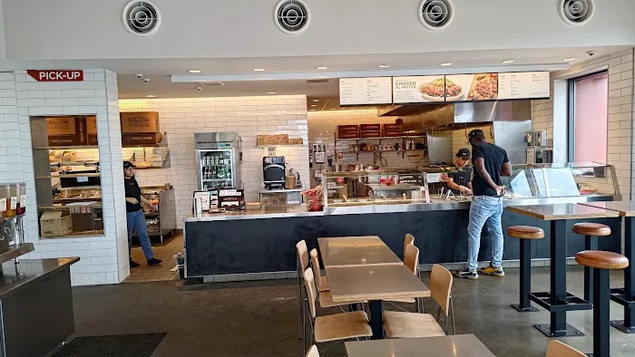 Chipotle Mexican Grill Picture 4