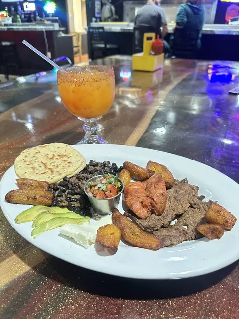 La Patrona Restaurant & Bar Picture 4
