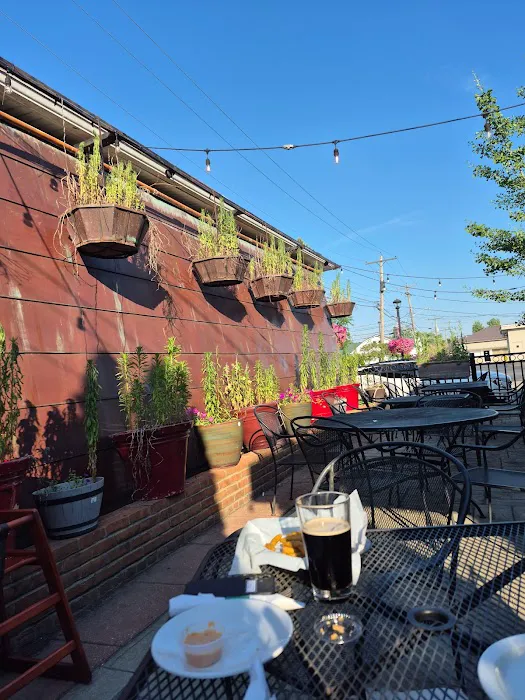 Otie's Tavern & Grill Picture 10