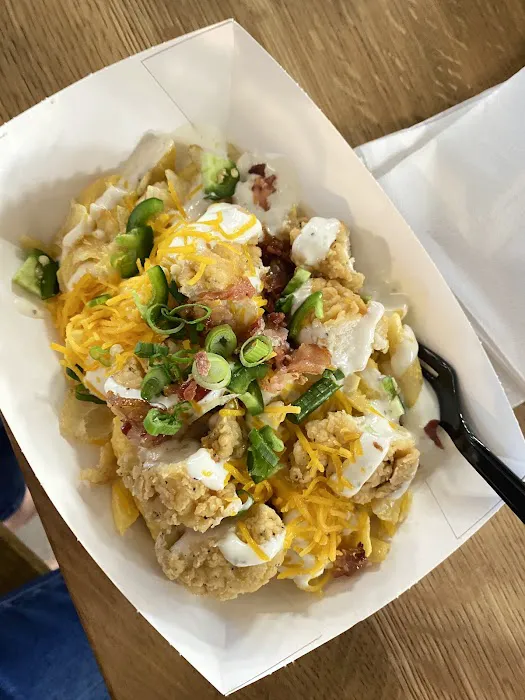 Hot Mess - Fresh • Comfortable • American Food Picture 9