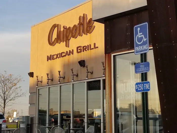 Chipotle Mexican Grill Picture 1