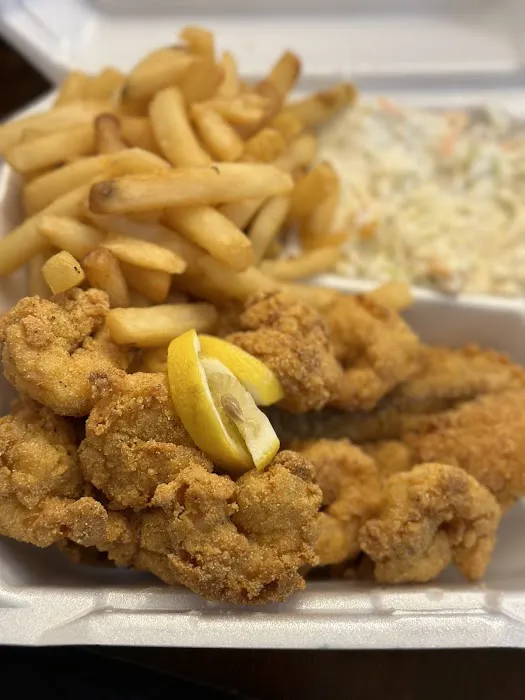 Dawns Fish & Chicken Picture 2