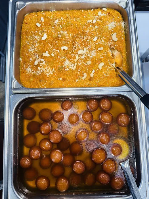 Curry Kabab Handi Biryani Picture 6