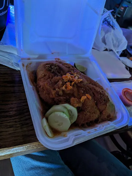 Taqueria El Guero Food Truck Picture 10
