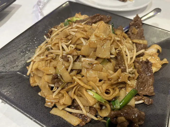 Ming Flower Chinese Restaurant Picture 1