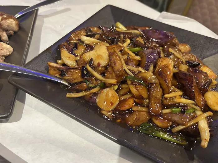 Ming Flower Chinese Restaurant Picture 3