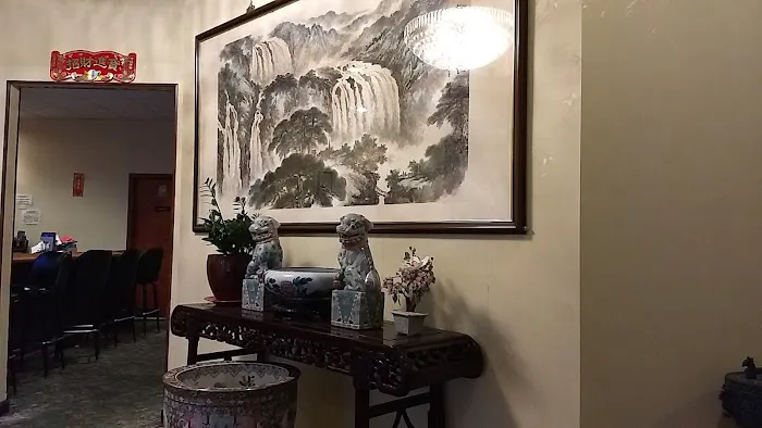Ming Flower Chinese Restaurant Picture 8