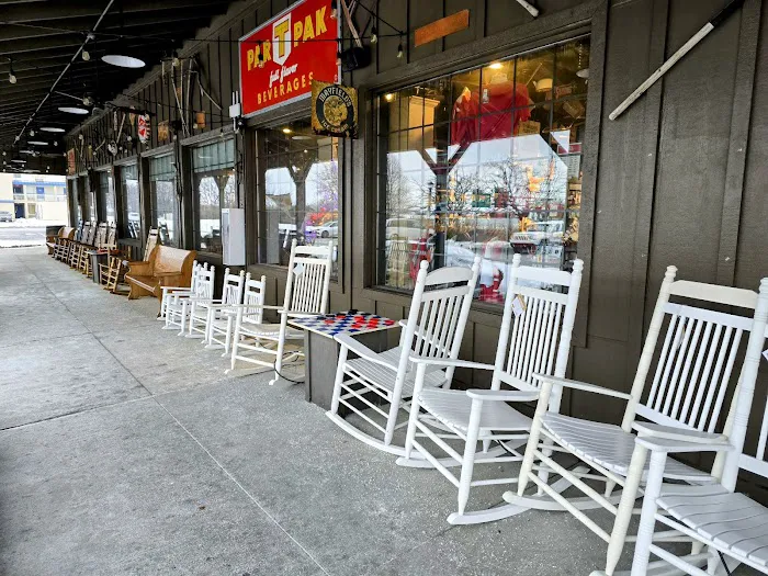 Cracker Barrel Old Country Store Picture 5