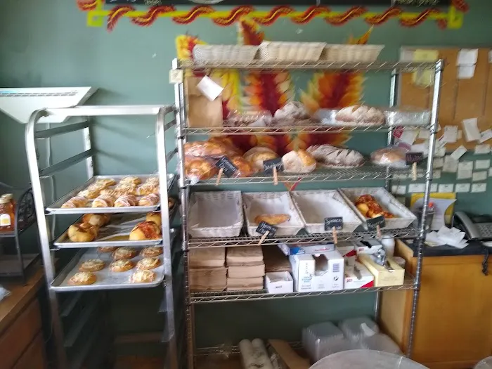 Tyler's Pizzeria & Bakery Picture 2