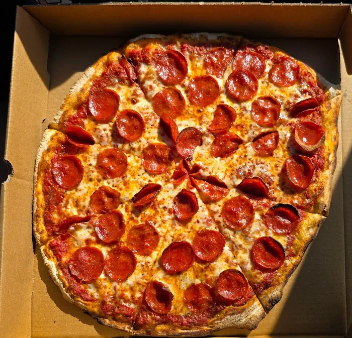 Tyler's Pizzeria & Bakery Picture 7