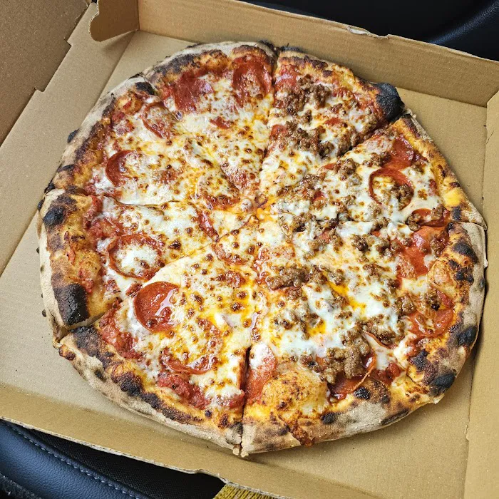 Tyler's Pizzeria & Bakery Picture 1