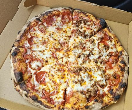 Tyler's Pizzeria & Bakery