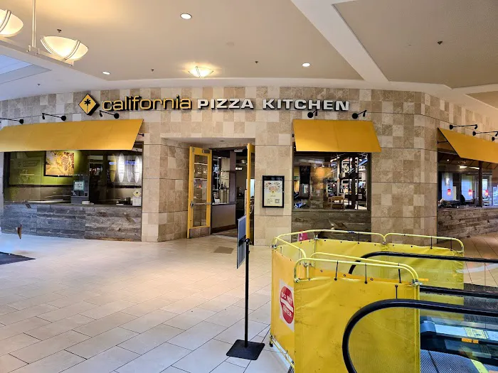 California Pizza Kitchen at Polaris Picture 1