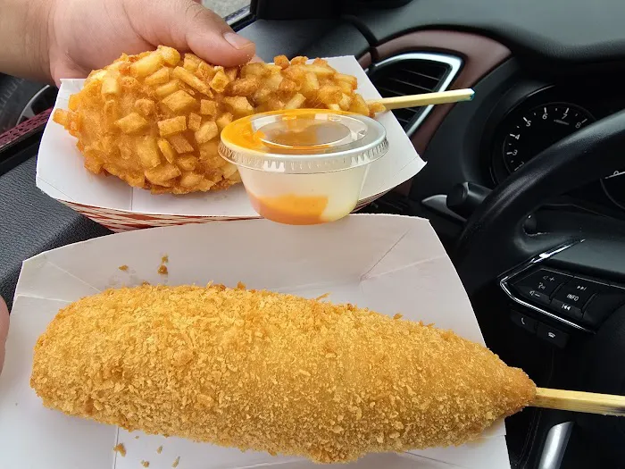 Chung-Chun Rice Hot Dog Picture 3