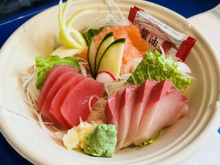Ujelei Sushi Picture 6