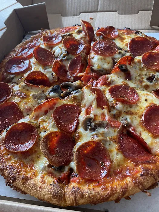 Gionino's Pizzeria Picture 5