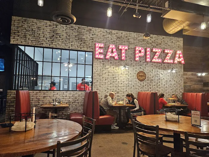 Giordano's Picture 8