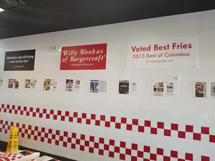 Five Guys Picture 4