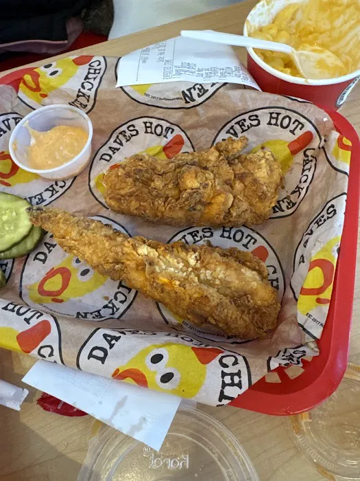 Dave's Hot Chicken Picture 8