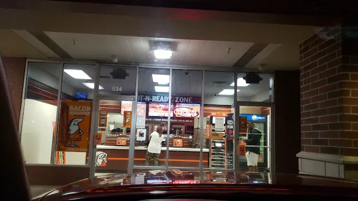 Little Caesars Pizza Picture 6