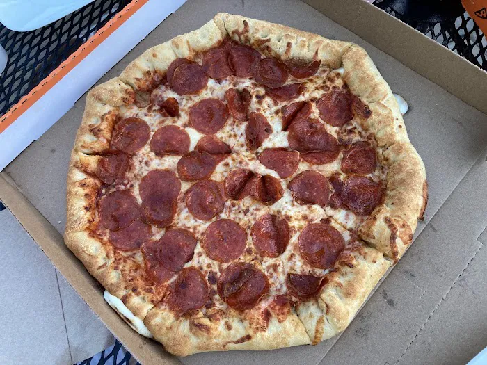 Little Caesars Pizza Picture 2