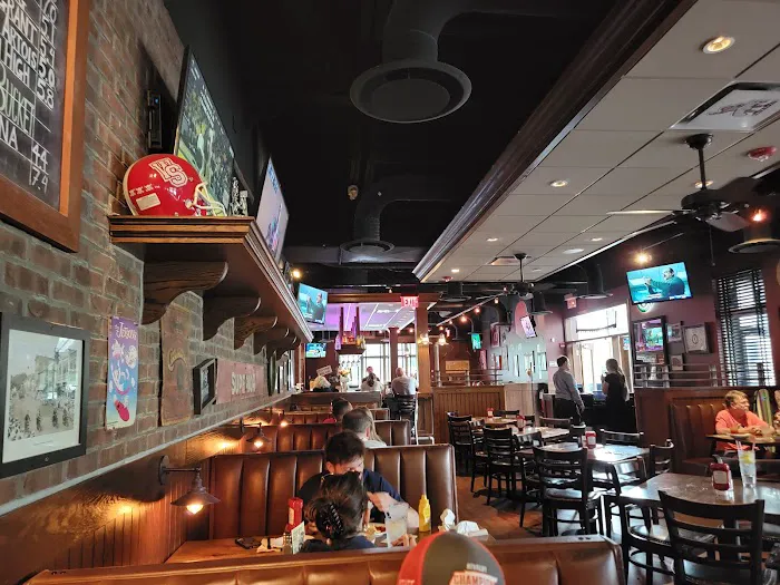 Rusty Bucket Restaurant and Tavern Picture 9