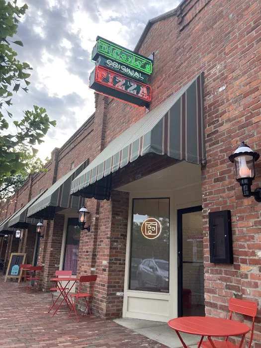 DiCarlo’s Pizza - Westerville Picture 6