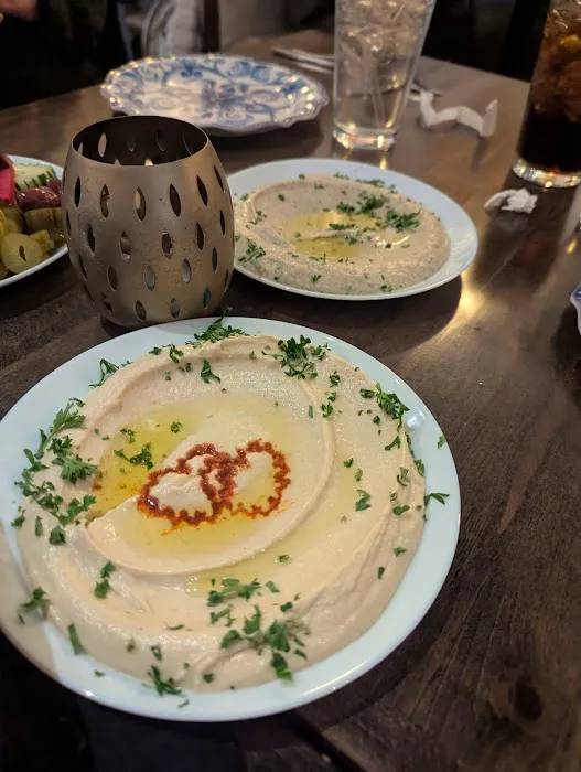 Mazah Mediterranean Eatery Picture 4