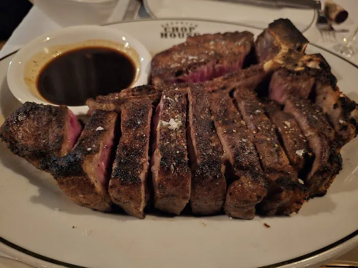 Brooklyn Chop House Steakhouse Downtown NYC Picture 7
