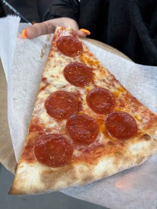 Little Italy Pizza Picture 4