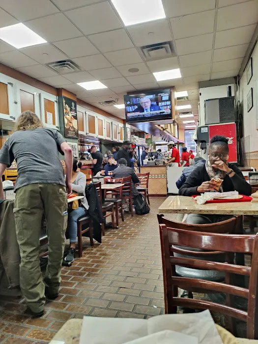 Little Italy Pizza Picture 7