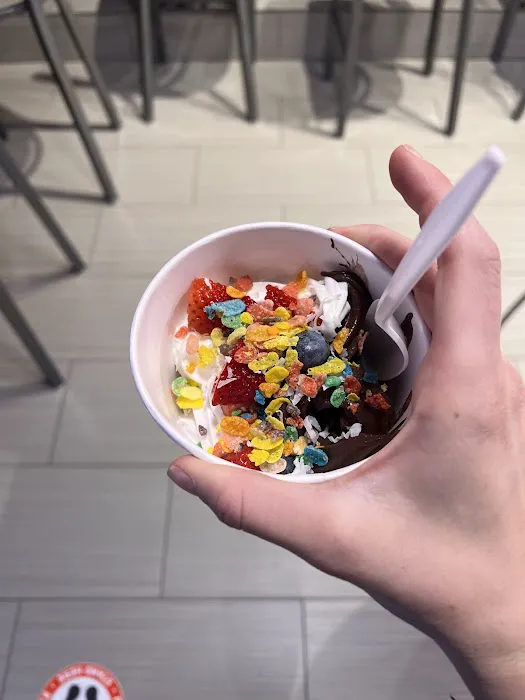 Red Mango Picture 2