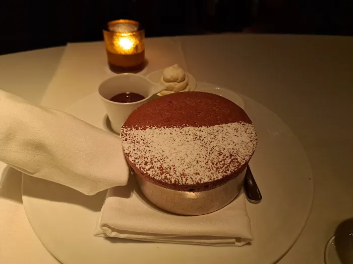 CUT by Wolfgang Puck Picture 5
