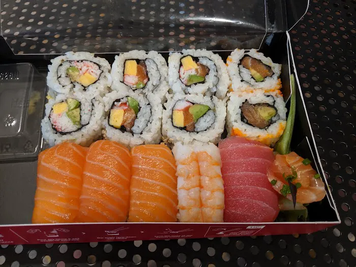 Wasabi Sushi & Bento Fulton Street Picture 8