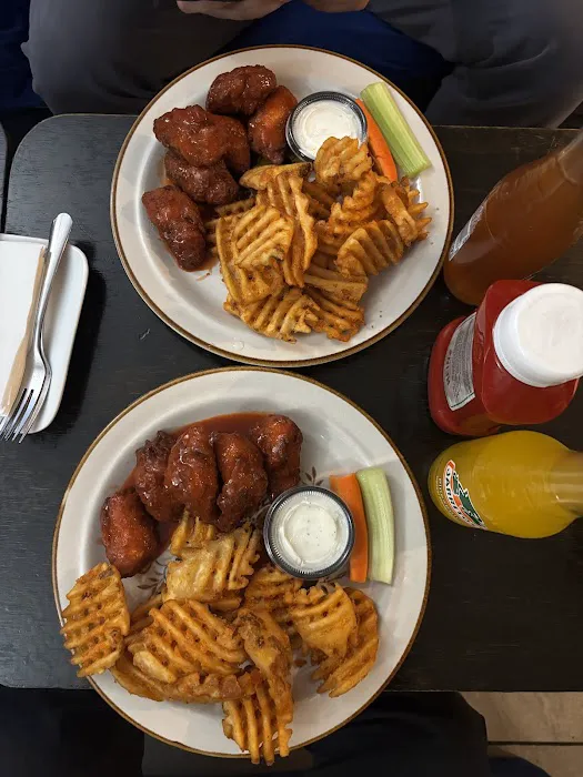 Atomic Wings Picture 6