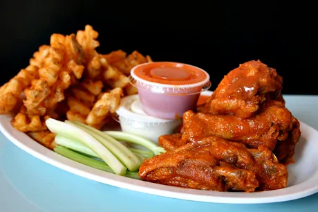 Atomic Wings Picture 4