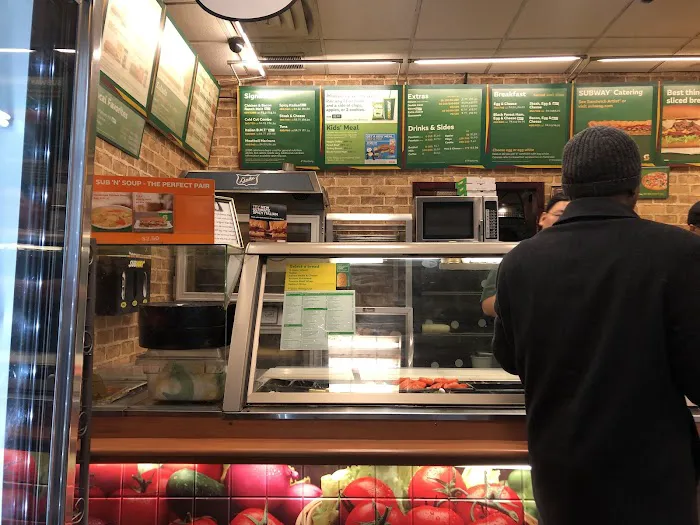 Subway Picture 9