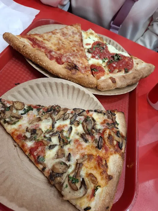Little Italy Pizza Picture 2