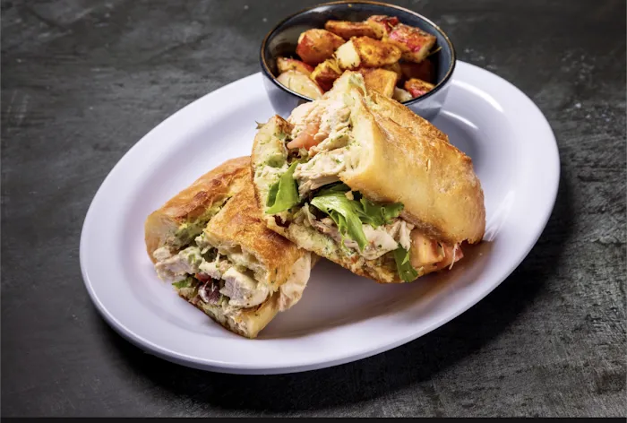 Poulette Rotisserie Chicken Picture 10