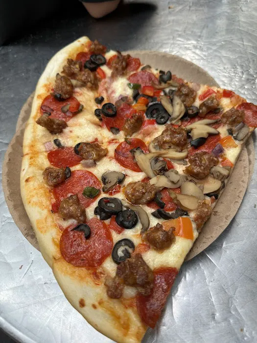 2 Bros Pizza Picture 10