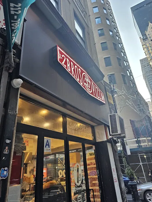 2 Bros Pizza Picture 4