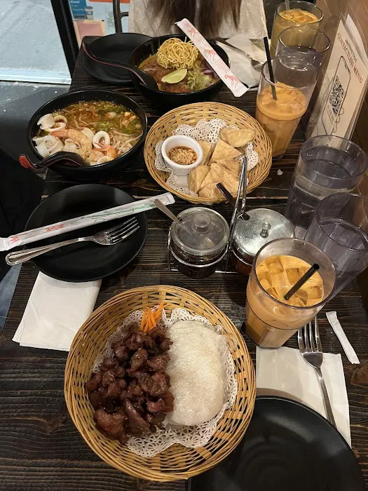 Aroy Dee Thai Kitchen Picture 6